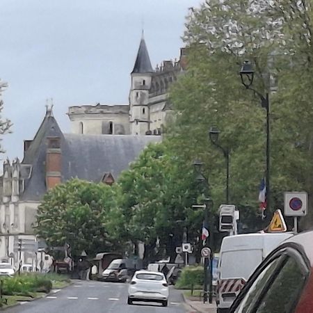 Escale Au Pied Du Chateau Apartment Amboise Exterior photo